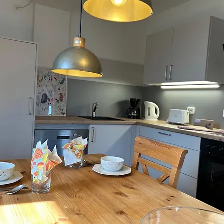 Resi F8 Apartment *